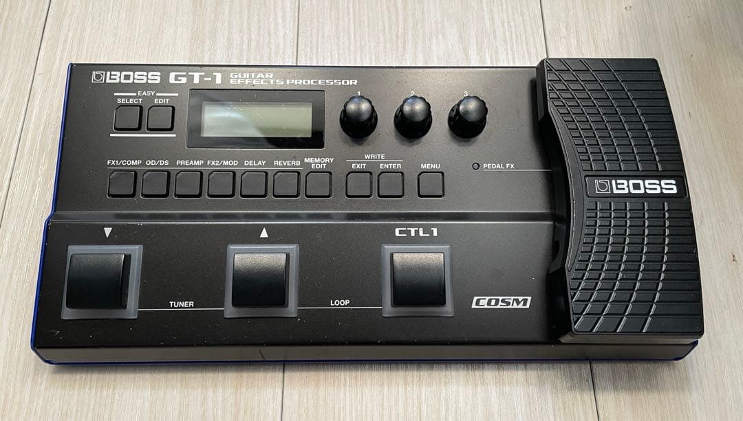 BOSS GT-1 マルチエフェクター 箱・説明書・アダプター付きの通販はau