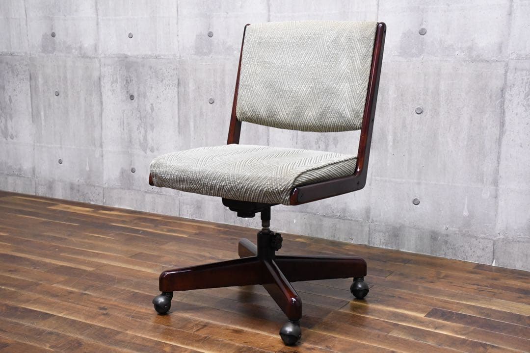 EGK22 オールドカリモク デスクチェア キャスターチェア 書斎椅子 昇降 カリモク家具（KARIMOKU FURNITURE） 特典付◇デスクチェア オフィス