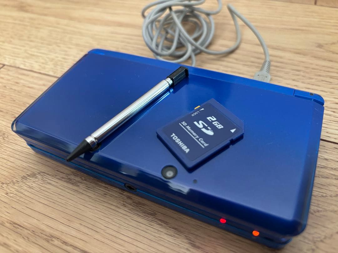 Nintendo 3DS 青 本体 + ソフト2本+DL済ソフト2本+充電