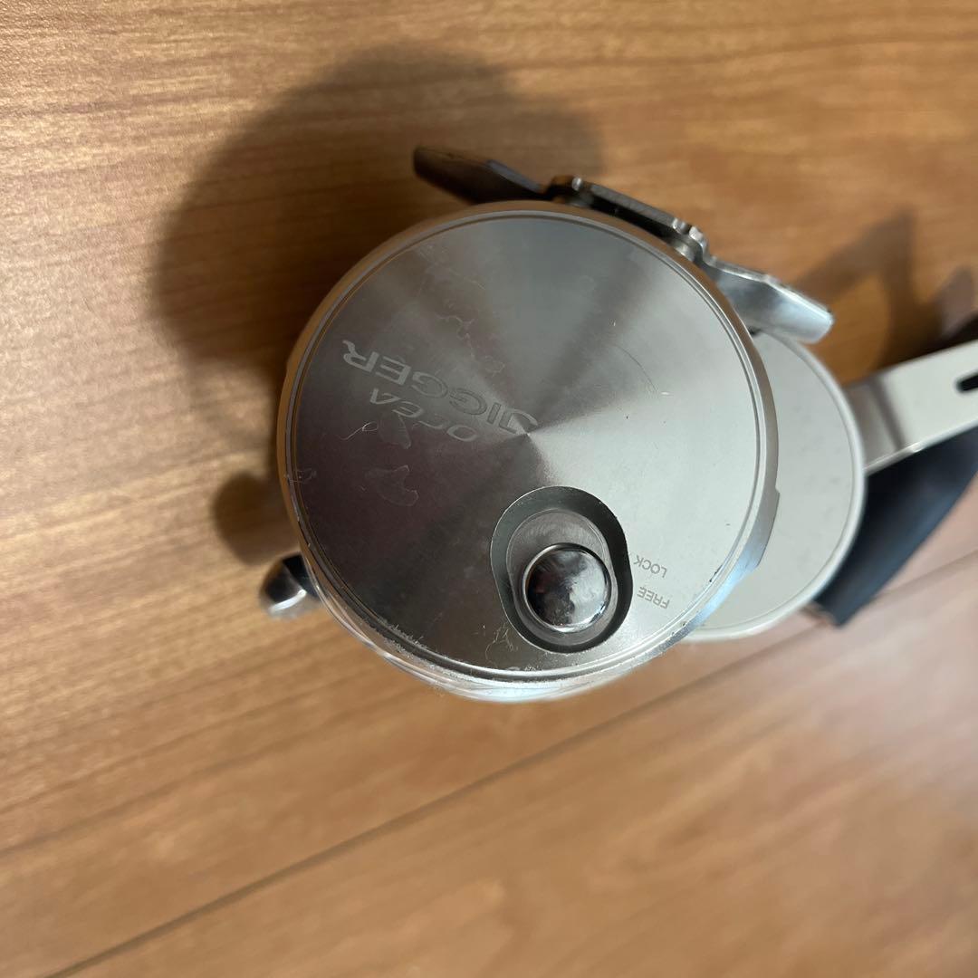 シマノ 22アルデバランBFS HG アベイルスプール付 ハンドルウッドノブ