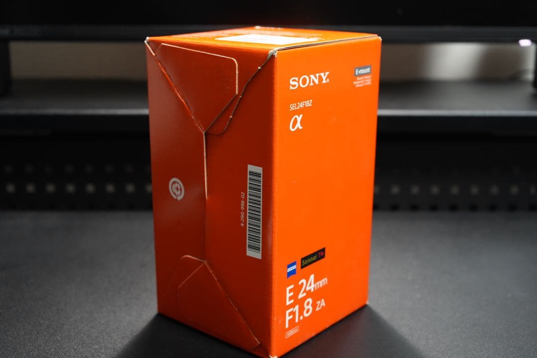 美品】 Sonnar T* 24mm F1.8 ZA ＋ LHP-1