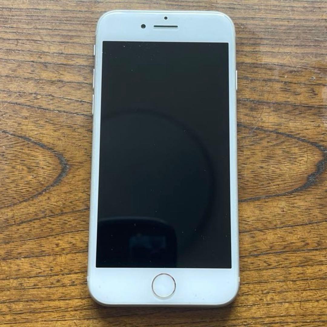 Apple iPhone 8 64GB シルバー (箱付き) Apple iPhone8 64GB シルバー