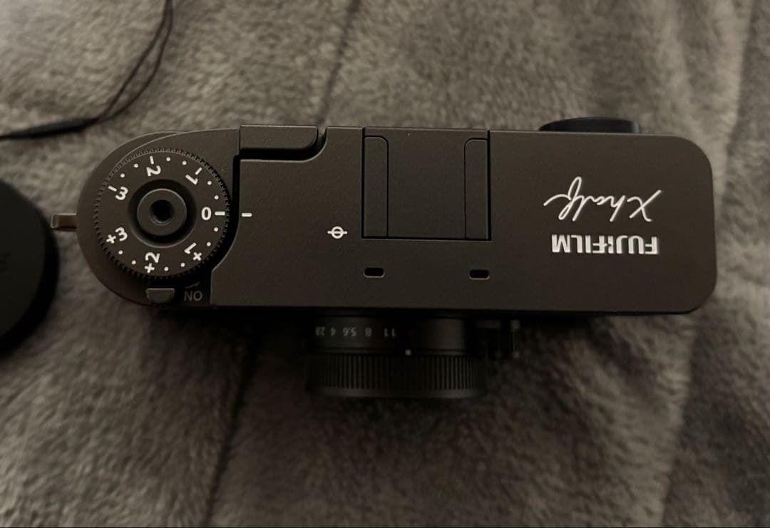 FUJIFILM X-half X-HF1 付属品多数 シャッター回数1000回 - メルカリ