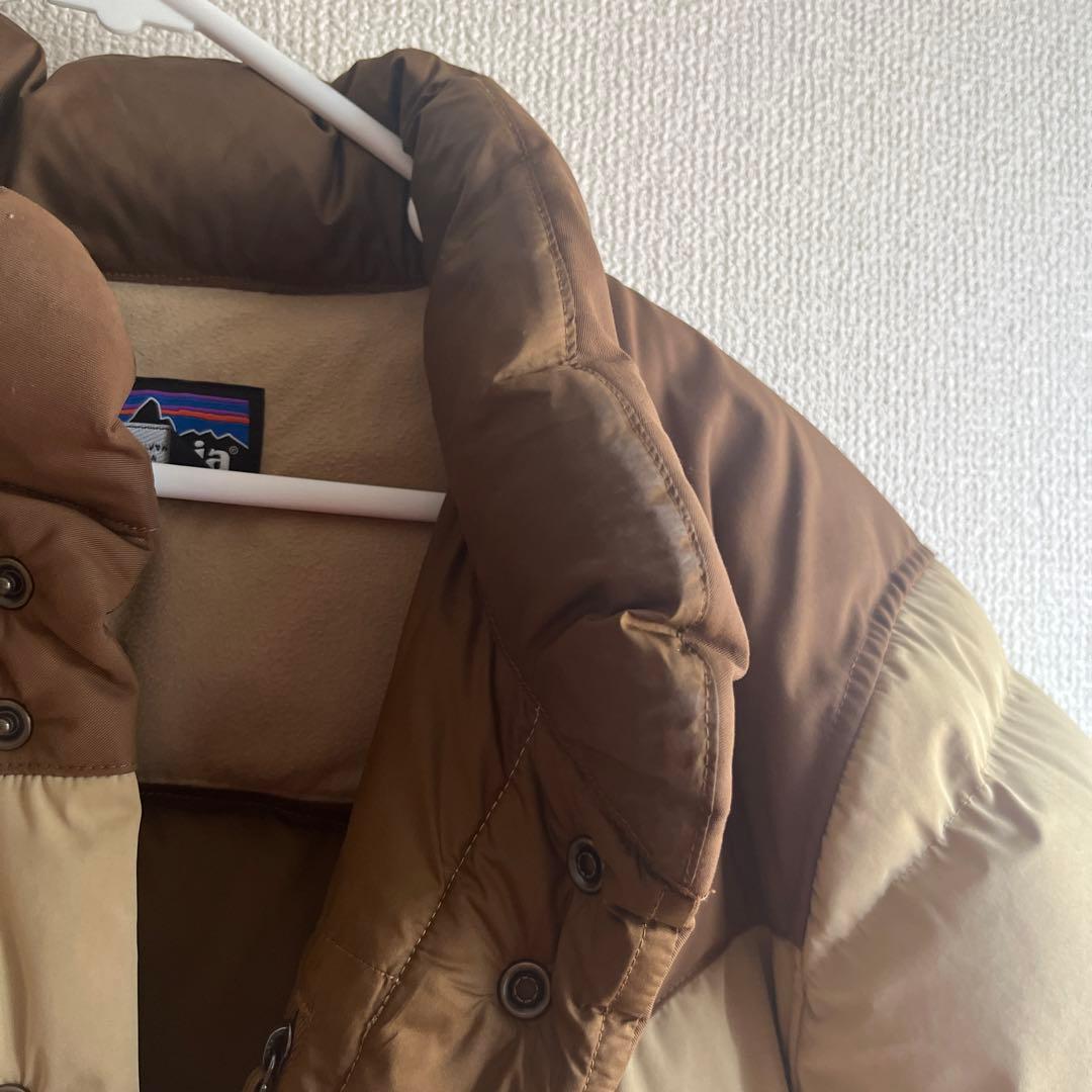 patagonia ダウンジャケット ベージュ/ブラウン - メルカリ