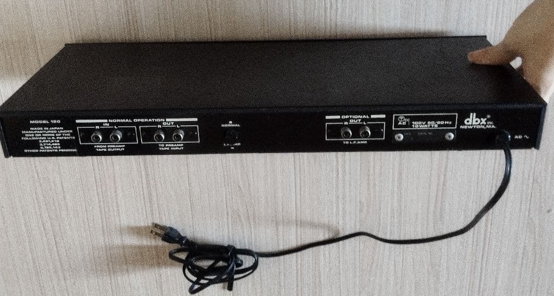 dbx120 ダイナミック サブハーモニック シンセサイザー - メルカリ