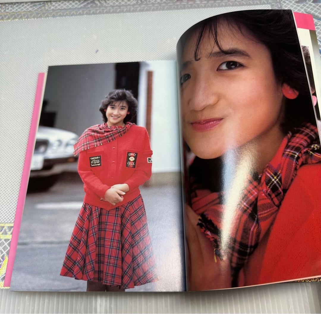 瞳はヒミツ色 あなただけにこの想い 岡田有希子 - メルカリ