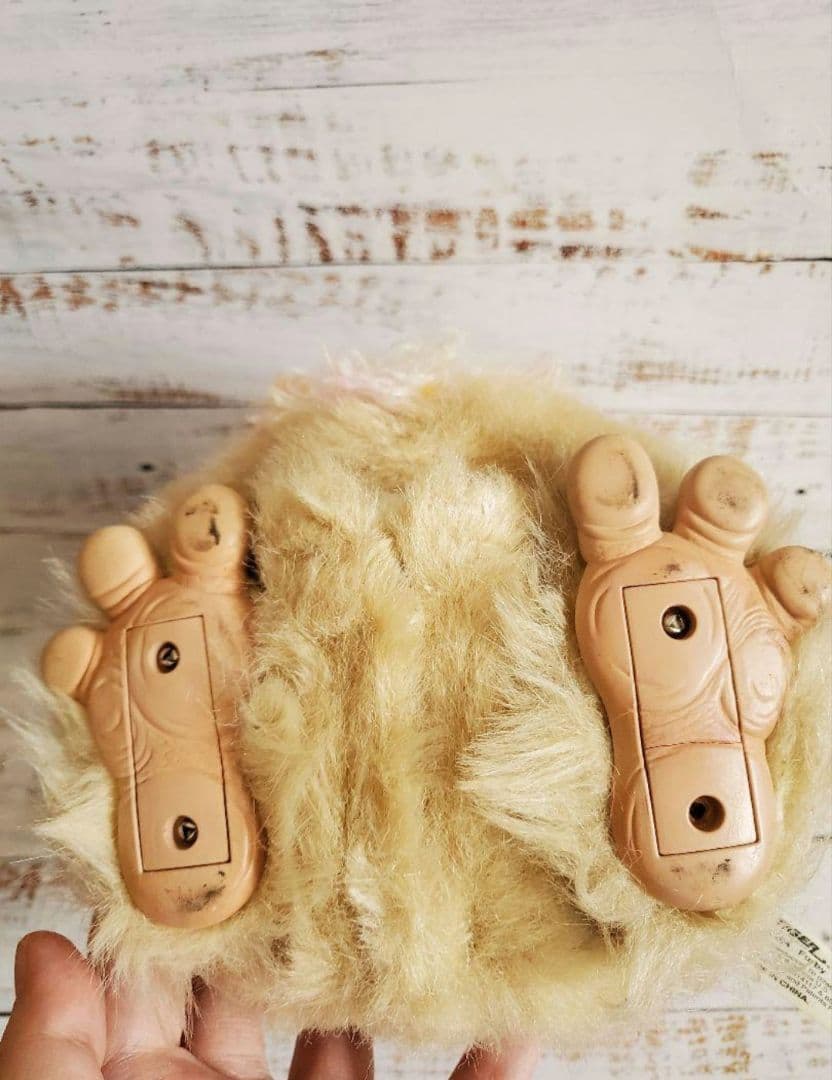 ☆ファービー2☆　英語版　【訳あり】　◇◆足と電池蓋に破損あり◇◆