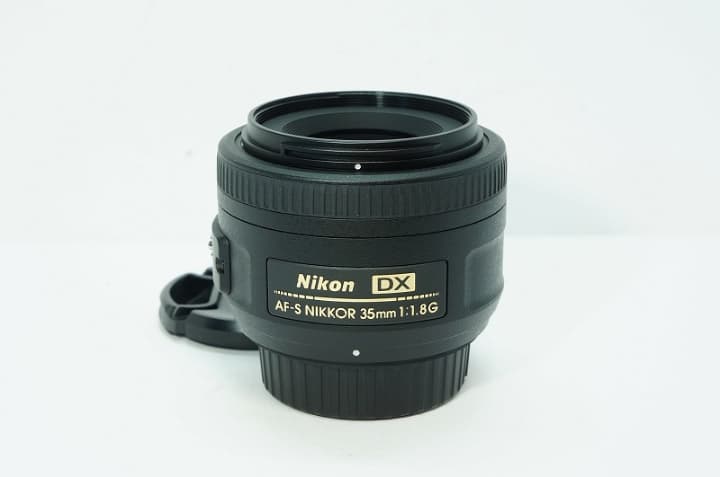 【単焦点】 Nikon AF-S 35mm F1.8 G DX Amazon.co.jp: Nikon 単焦点レンズ AF-S NIKKOR 35mm f/1.8G ED フル