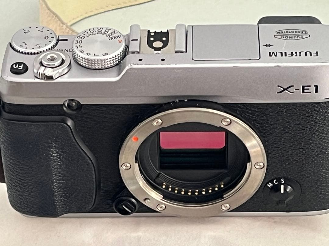 Tsuki様専用富士フイルム X-E1 カメラシルバー 16-50mmズーム - メルカリ