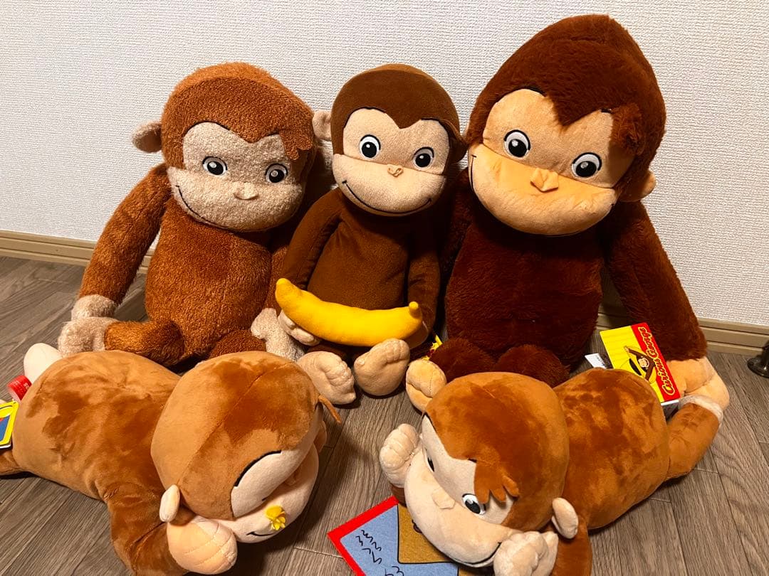 おさるのジョージ ぬいぐるみ バラ売り セット - メルカリ