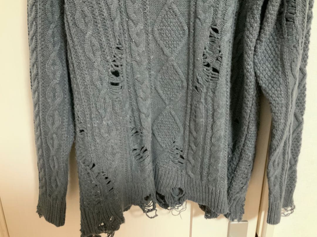 値下げ希望可 ミハラヤスヒロ ダメージ ケーブルニット グレー - メルカリ