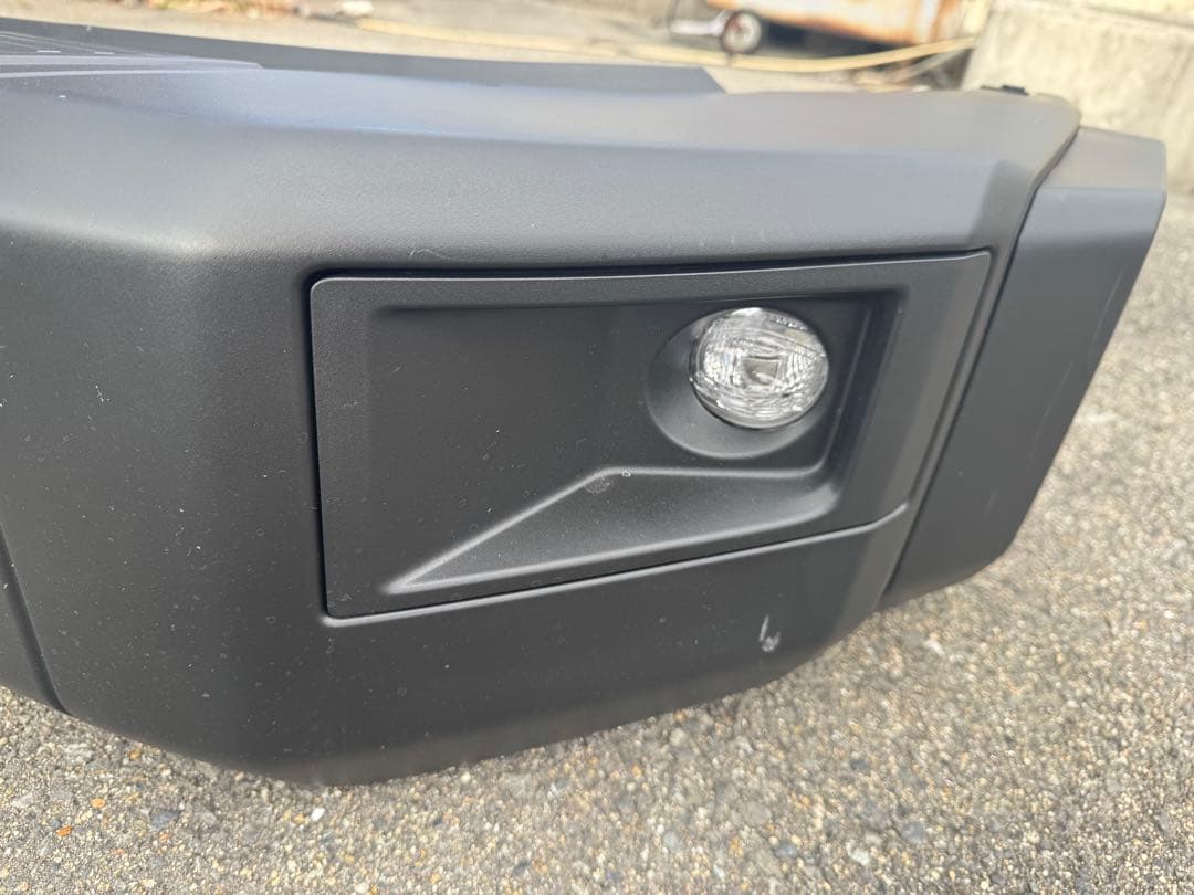 再再販ランドクルーザー70 GDJ76のフロントバンパーセット！ - メルカリ