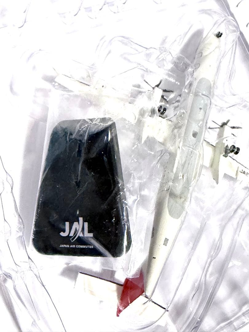 JALUX 1/200 DHC-8-400 JACアーク塗装 - メルカリ