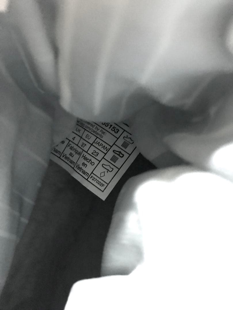 アグUGGクラシックマキシショートパファーブーツシルバー防水保温性