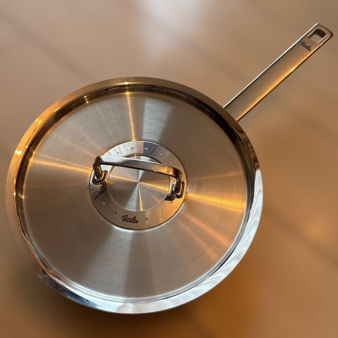 フィスラー フライパン 24cm ニューファミリー (2～3人用 / ガス Amazon | フィスラー フライパン 24cm ニューファミリー (2～3人用