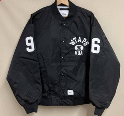 WTAPS ブラック スタジャン 3 - メルカリ