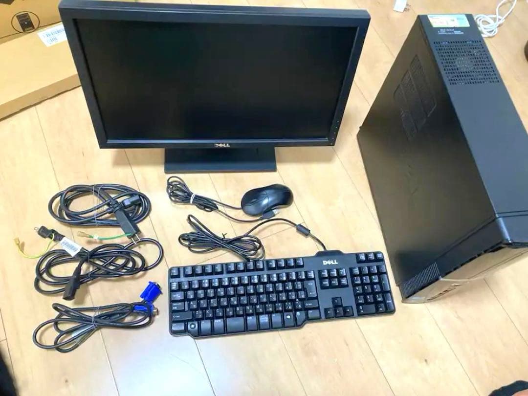 【美品・初期化済】Dell Vostro 220s フルセット　デスクトップPC デスクトップ DELL Vostro 220s Core2Quad Q9550 2.83GHz/4GB/500GB