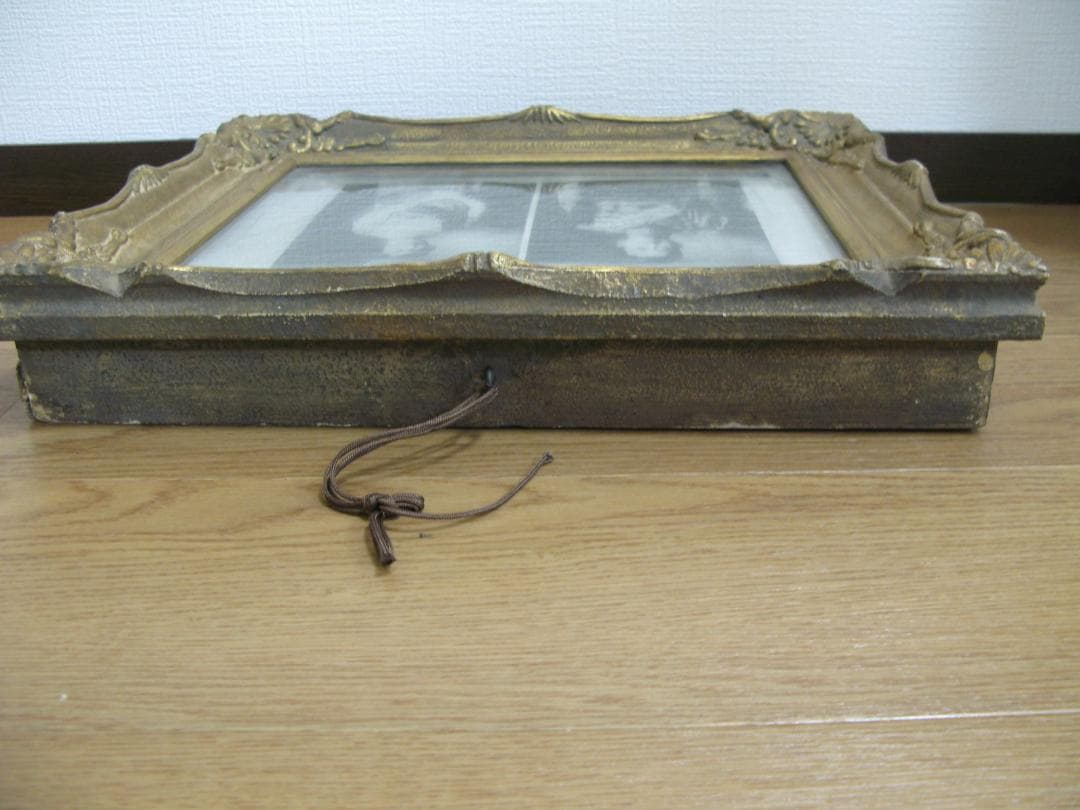 昭和天皇・皇后 両陛下の記念写真/戦闘機の生写真/古い格式ある額縁 3