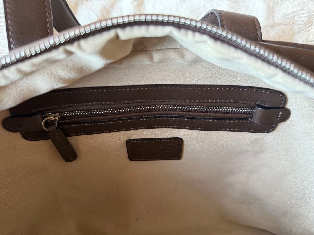 Lupoルポ】ラ・ペドレラ ミニボストンバッグ バルセロナ本店購入