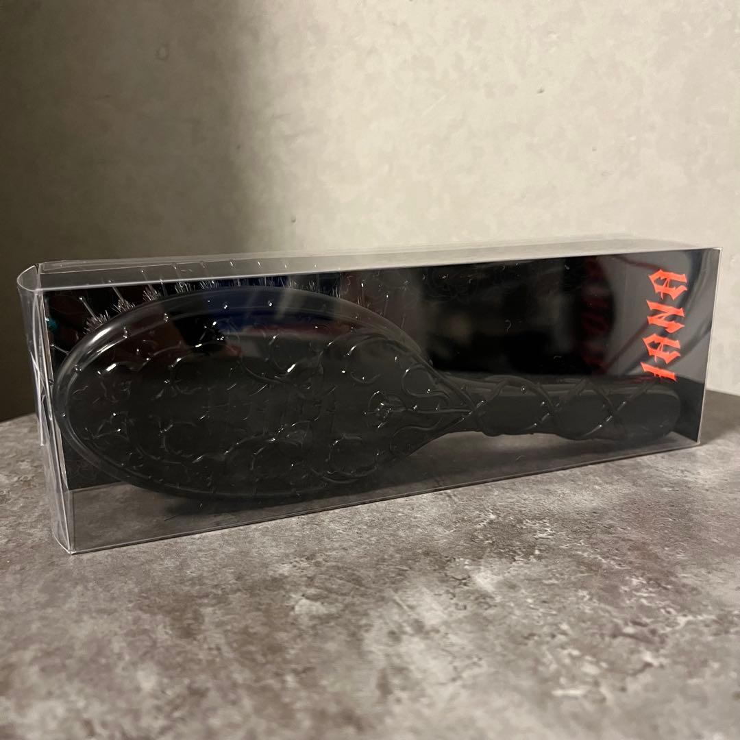 HANA BAD LOVE ヘアブラシ ハナ バッドラブ - メルカリ