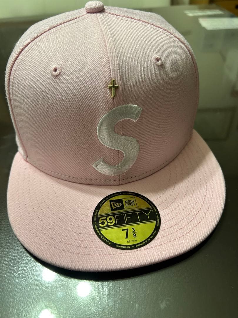 超美品】supreme Sロゴ キャップ ピンク 7-3/8 - メルカリ