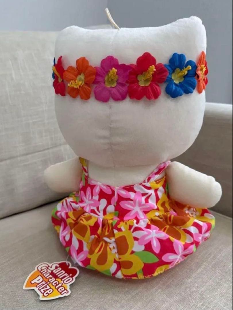 ハローキティ アロハ ビーチ日焼け姿 ぬいぐるみ 新品タグ付き 2004年