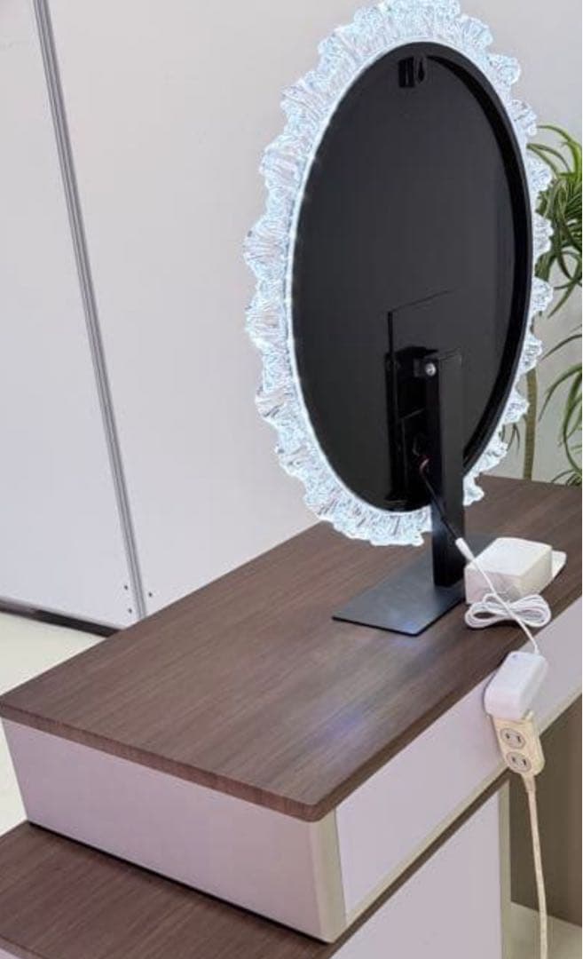 収納力抜群のドレッサー・鏡台セット