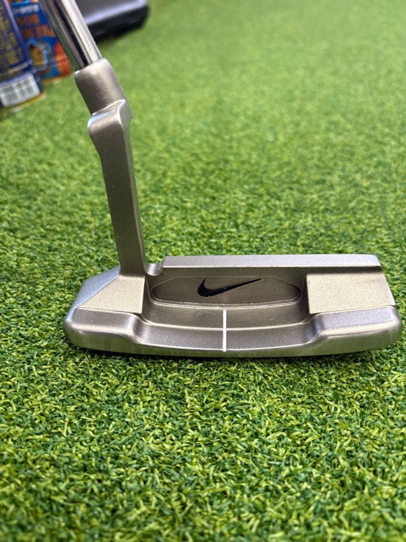 激レア‼️ココリコ遠藤さんも使用‼️Nike パター シルバー - メルカリ