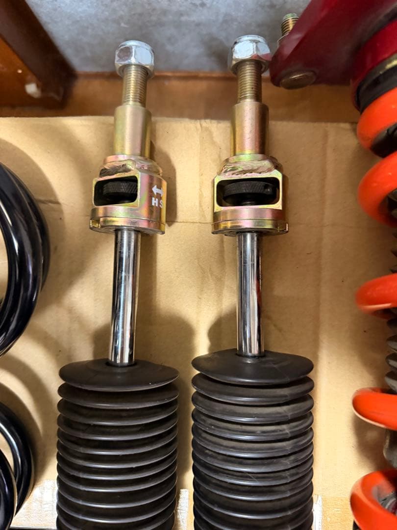 ガチャガチャ売ります^_^ 様専用 80ハリアー Largus 車高調 - メルカリ