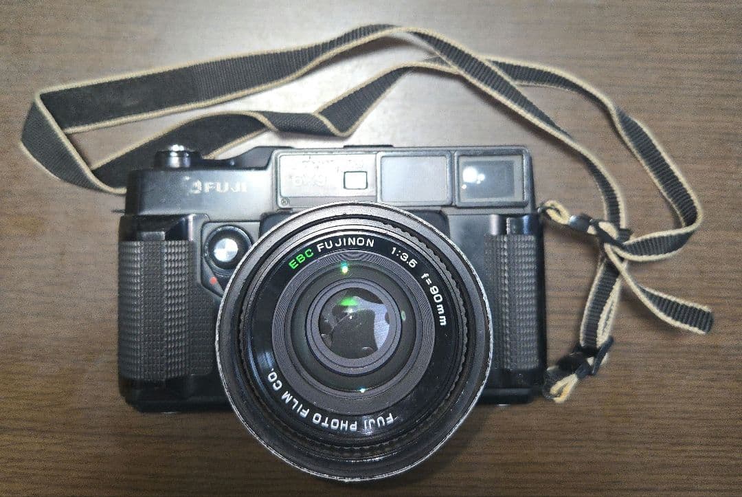 FUJI Professional 6X9 レンジファインダーカメラ Used Fujifilm Professional GSW690III 6x9 Medium Format Camera | Black