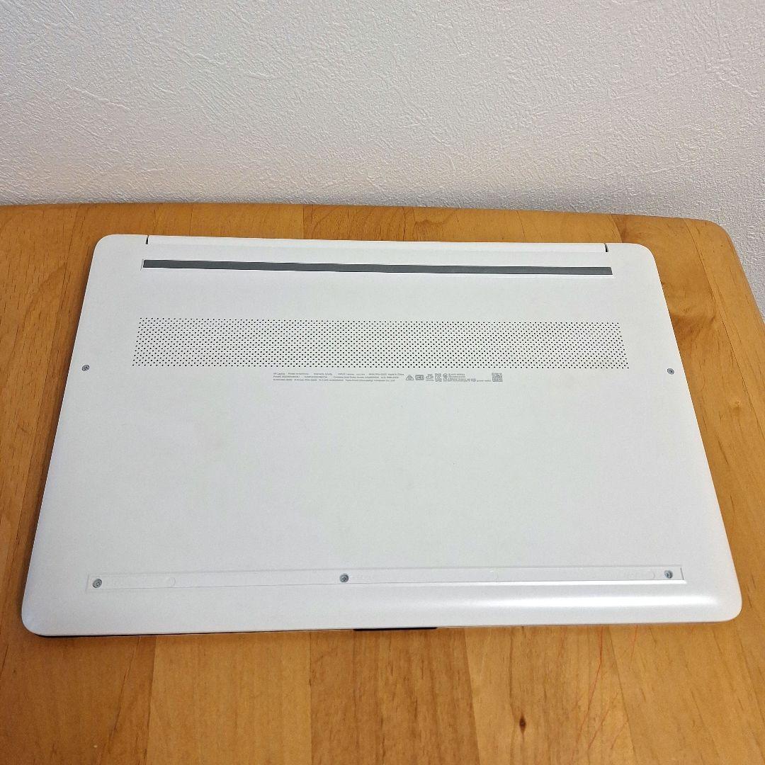 HP Laptop 15s-eq1xxx ノートパソコン ホワイト 充電器付