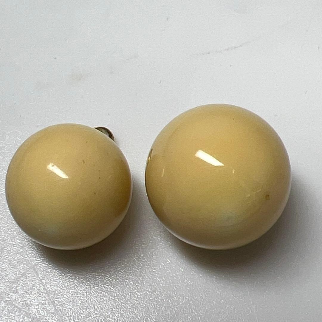 本抹香鯨歯　K18 玉　ネックレストップ　２点　7.9g 直径15.7/13.8
