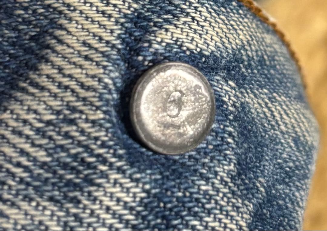 超希少】Levi's 501 66後期 ハチマル最初期 刻印6 脇割り W35 - メルカリ