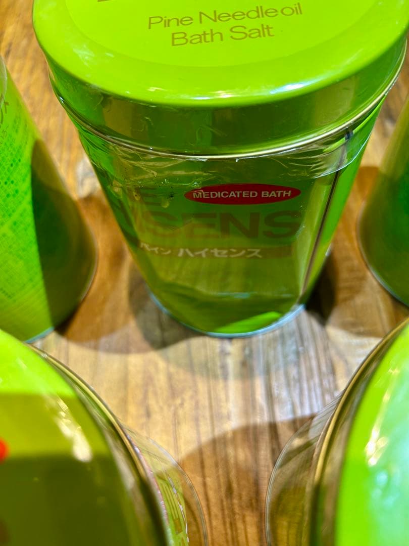 新品 個数限定 パインハイセンス 2.1Kg 8缶セット 凹みあり