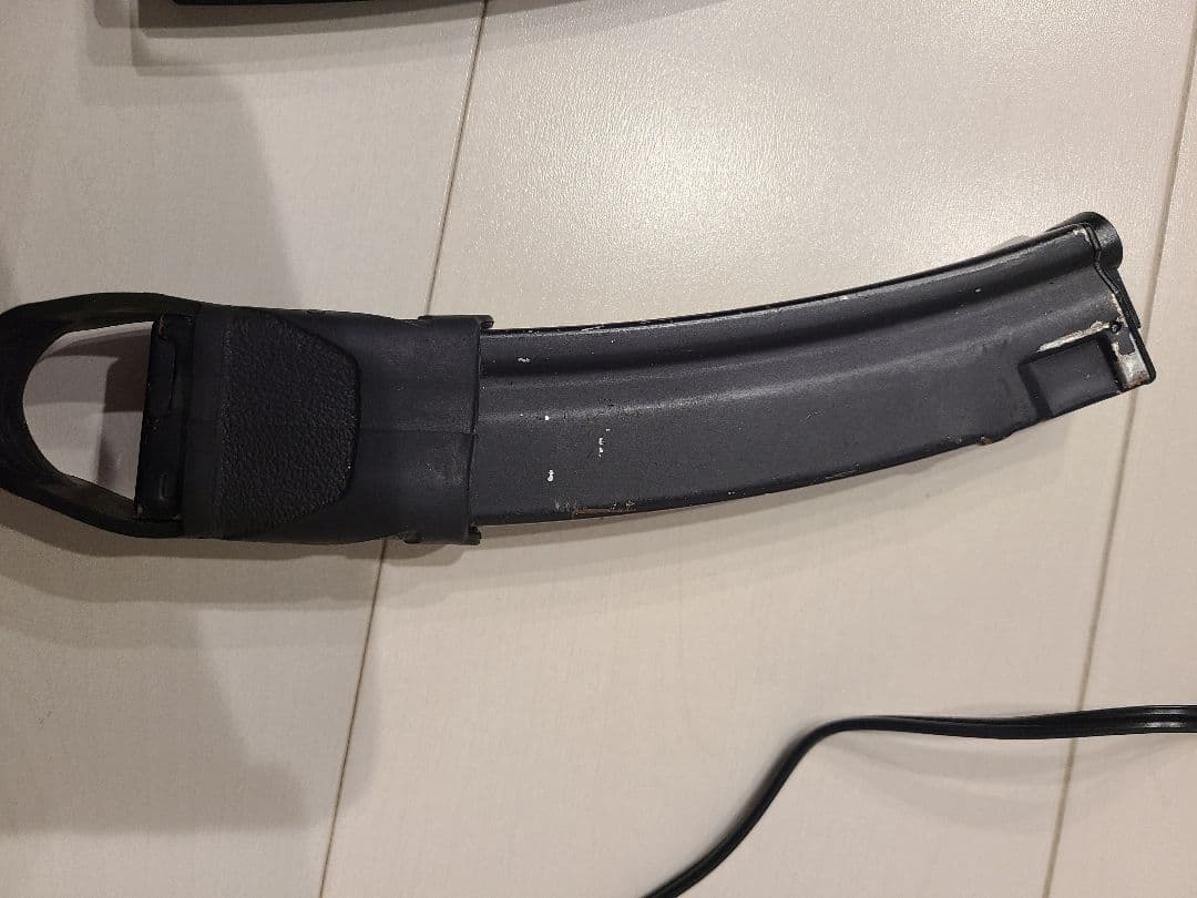 東京マルイ 化粧箱無し mp5 32569 kal.9mm×19 付属品あり - メルカリ