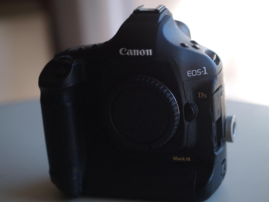 T*s様 Canon EOS-1 Ds Mark III 本体とアクセサリー