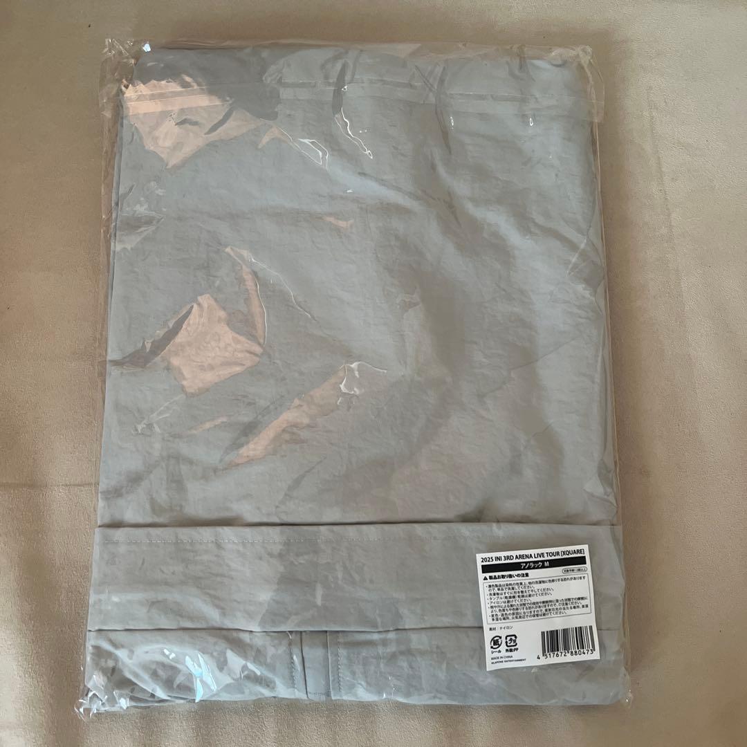 新品未開封】INI XQUARE アノラック Mサイズウィンドブレーカー - メルカリ