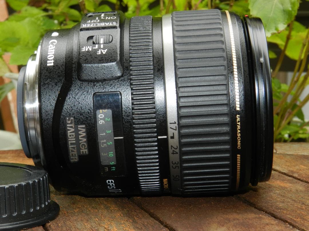 極美品　Canon EF-S 17-85mm f/4-5.6 IS USM