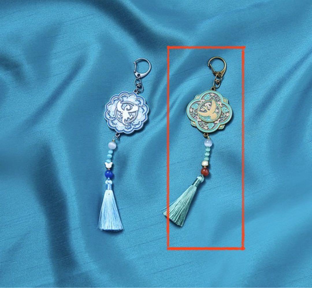 ポケモンストア「伝統エディション」のタッセルキーリング（ホウオウ