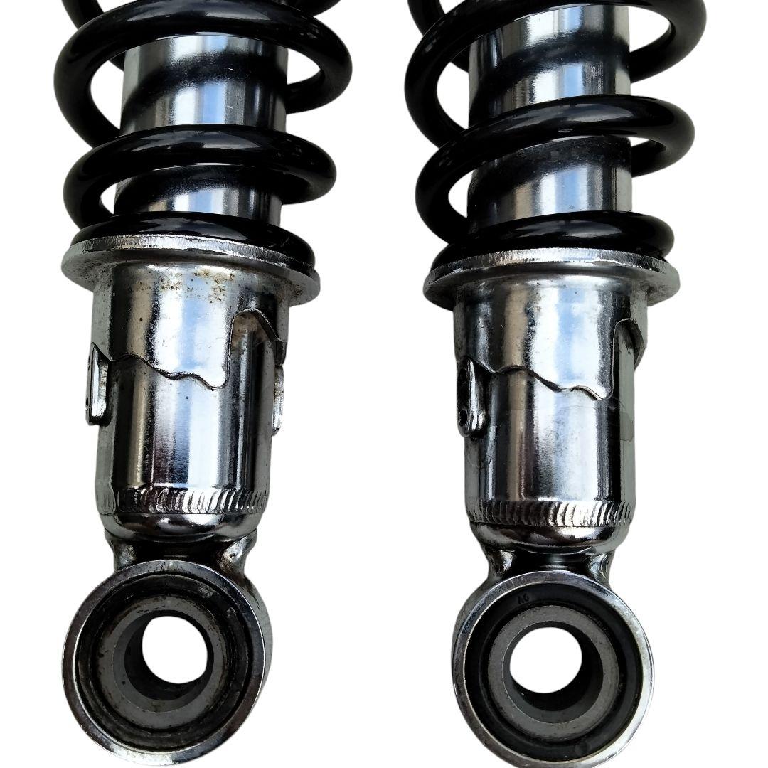 トライアンフボンネビルT100 純正リアサス 約340〜345mm - メルカリ