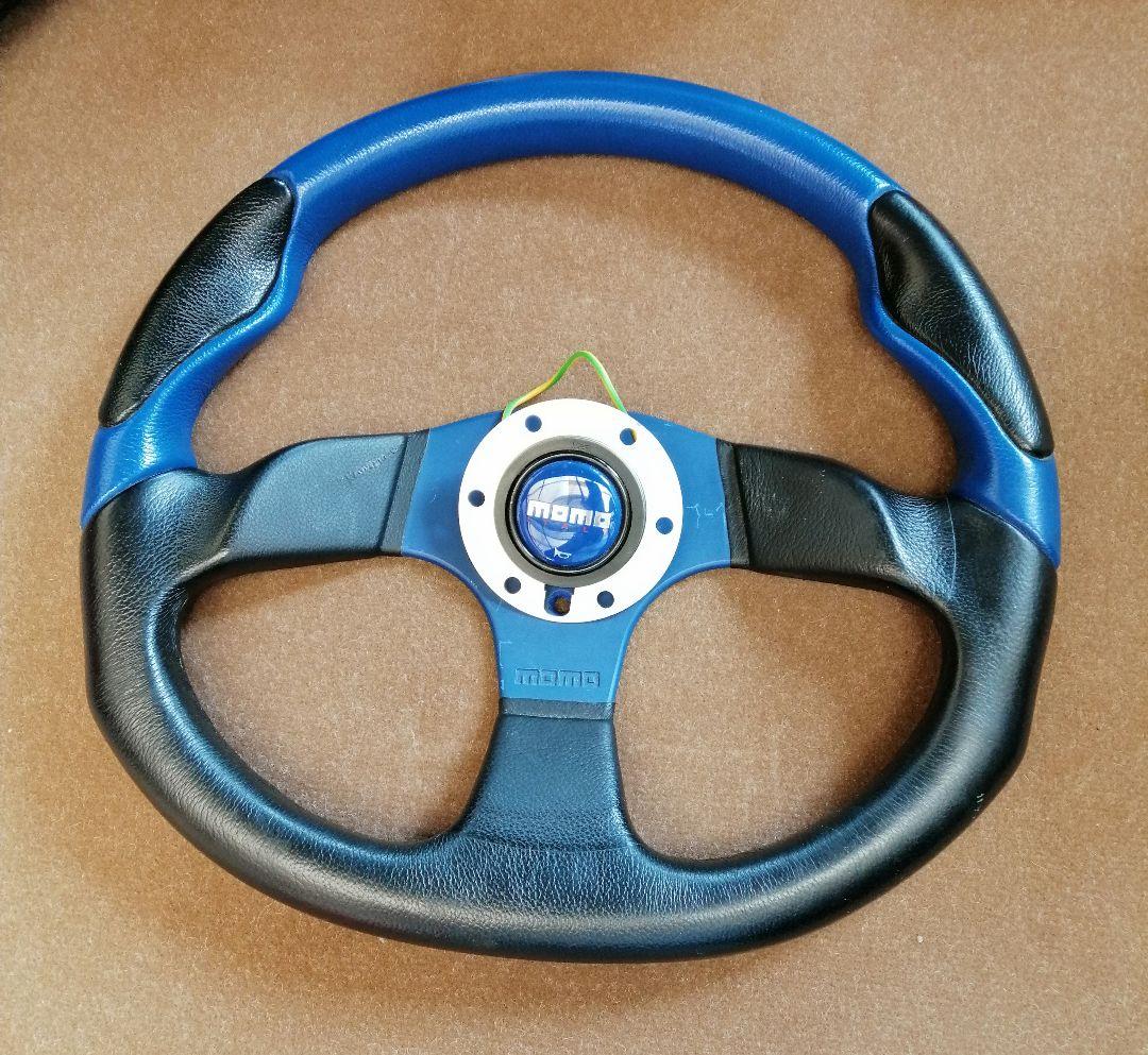 WAT 。 MOMO ステアリング /青　正規品。 正規品 MOMO ステアリング ドリフティング 33パイ ブルー : TATSUYA