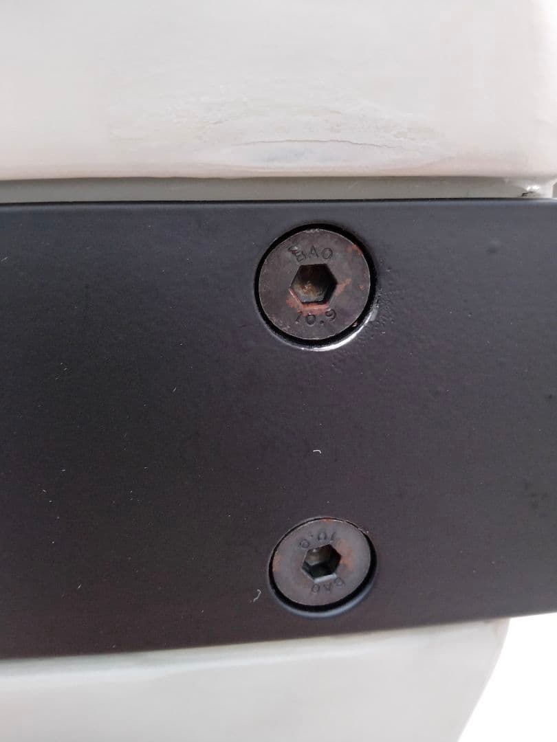 お値下中】タンジェントテーブル モーダエンカーサ 展示品(JKG03