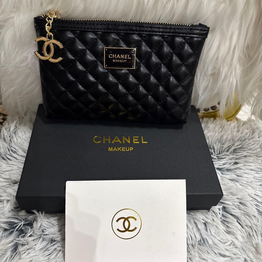 CHANEL ノベルティMAKEUP ブラックポーチ - メルカリ