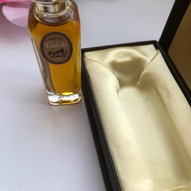 試付のみ】HERMES Caleche エルメス カレーシュ 香水 箱付 - メルカリ