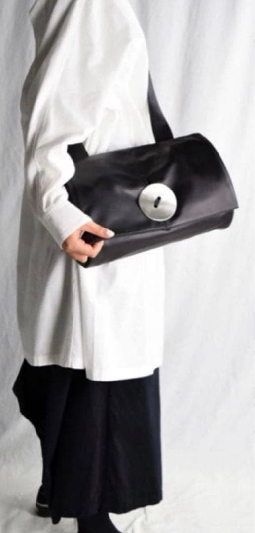 Kawa Kawa カワカワ ボタンバックL 楽天市場】kawa-kawa カワカワ kawakawa button クラッチバッグ 斜