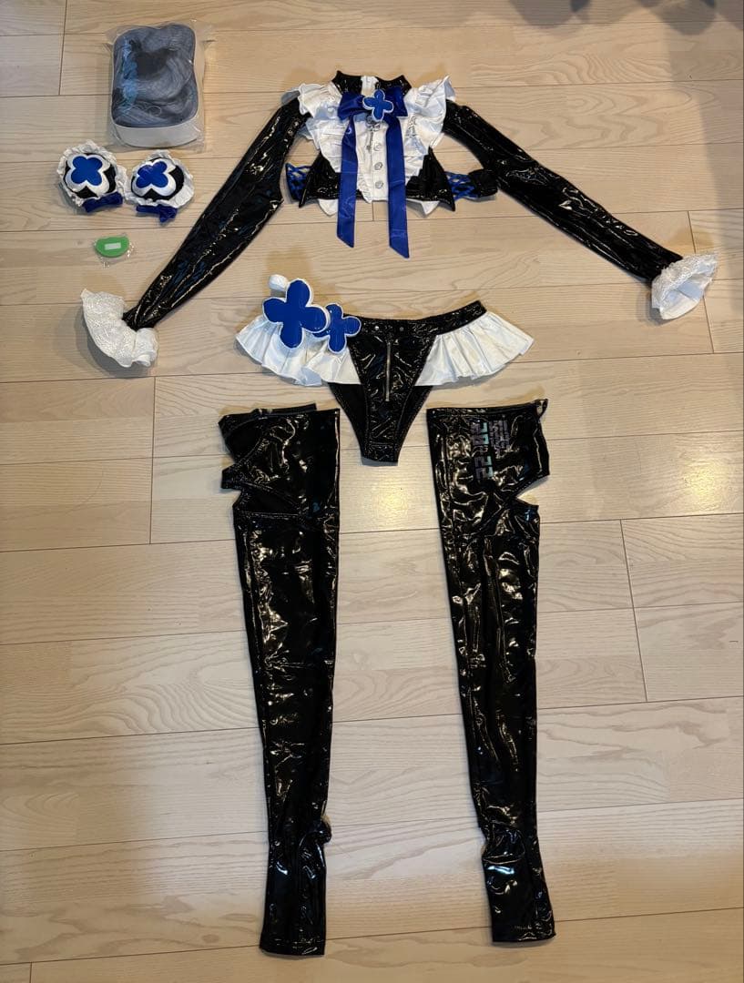 ニケ ヘンゼル Mサイズ ウィッグ付き コスプレ衣装 - メルカリ