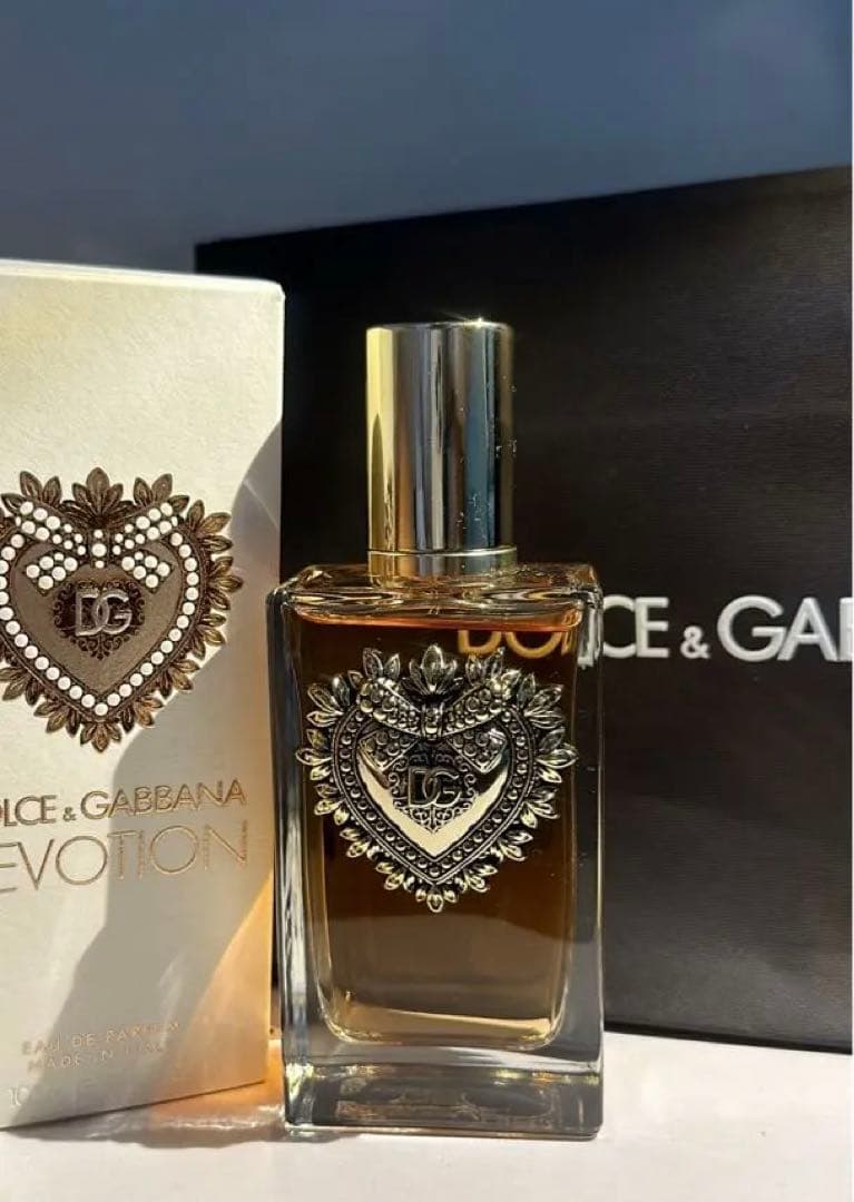 Kayali vanilla candy rock sugar カヤリ 香水B級お菓子で超絶グルマン