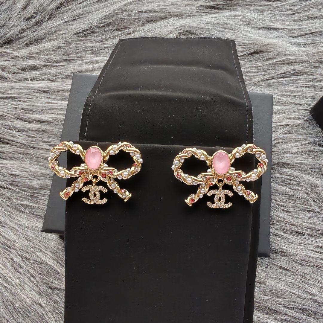 CHANEL シャネル ピアス リボン ピンク - メルカリ