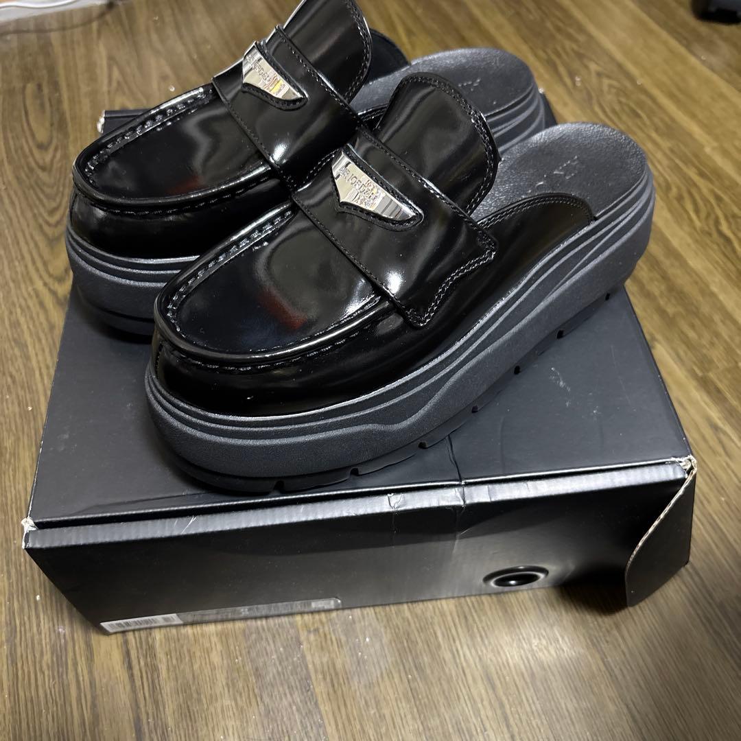 ウィメンズ エア ジョーダン ローファー ミュール 25cm 新品未使用