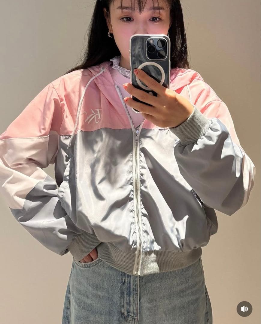 トラックジャケット ピンク・ブルー M セット 西野カナ グッズ - メルカリ